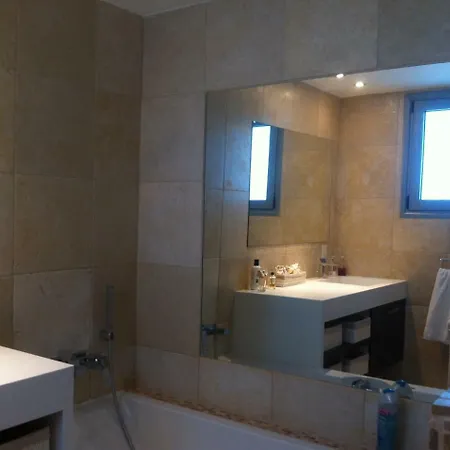 Apartment 2b Delux Seafront Finikoudes